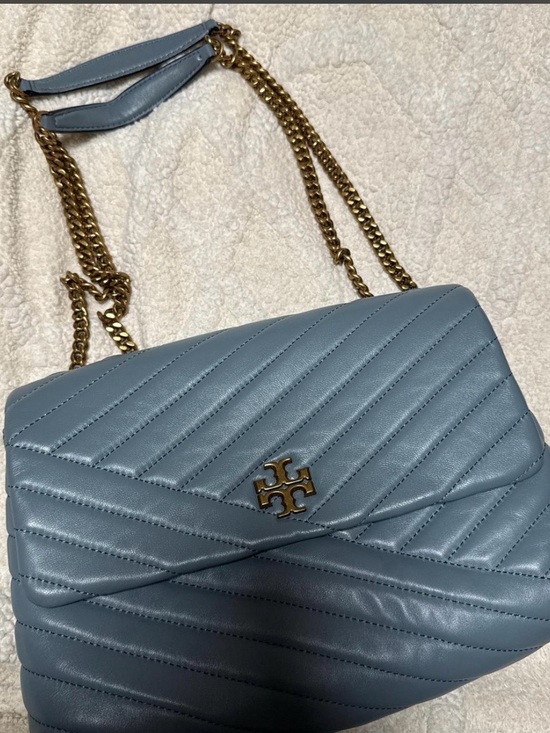 Tory Burch Handbags - Tory Burch Kira LARGE BAG